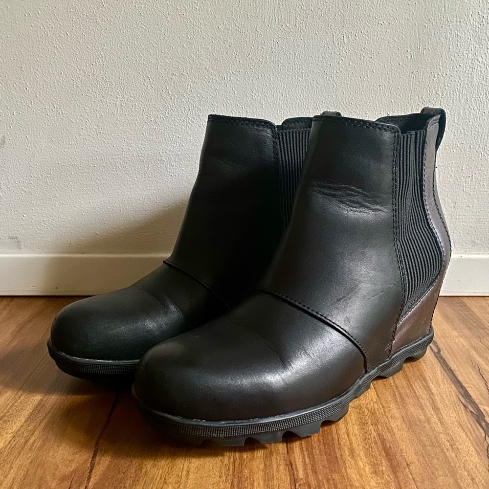SOREL Joan of Arctic Metallic Chelsea Wedge